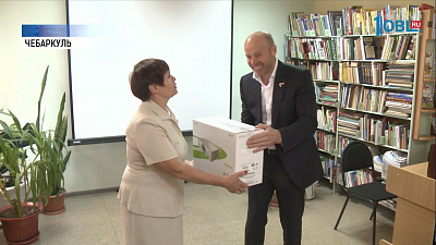 Депутат Олег Колесников поддержит библиотеки округа