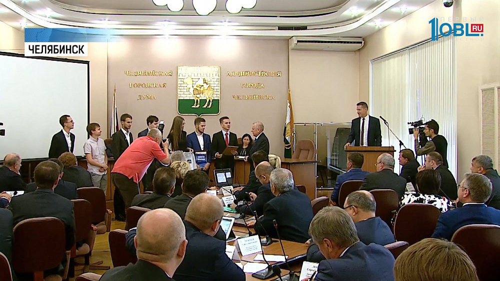 Челябинские КВНщики передали поздравление от Маслякова