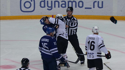 Тарасов против Бэйлена. Драка во время хоккейного матча