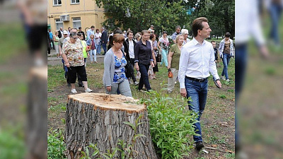 Челябинцы воспрепятствовали застройке бывшего сквера коммерческой недвижимостью