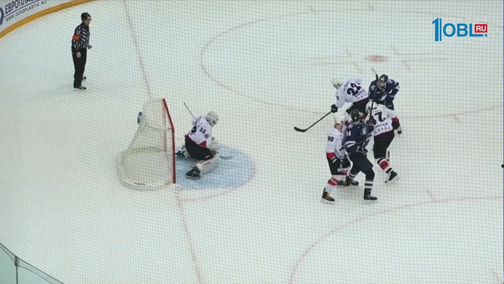 "Трактор" сегодня принимает "Нефтехимик"