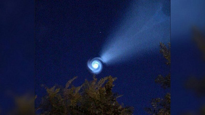 Спиралевидное свечение в небе накануне вечером взволновало многих очевидцев