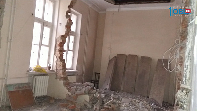 Провести проверку поликлиники требует депутат Госдумы