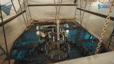 Монументалисты из Санкт-Петербурга восстанавливают храм