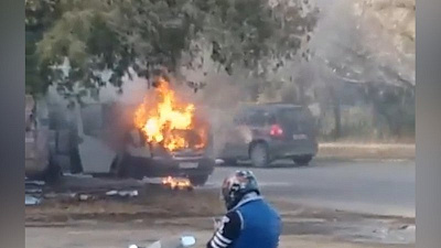 Маршрутка с пассажирами загорелась прямо на ходу в Ленинском районе Челябинска 