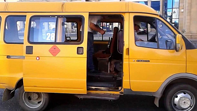 Автобусы нелегальных перевозчиков в Челябинске будут эвакуировать прямо с рейса 