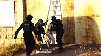 ОМОН задержал похитителей нефти. Видео