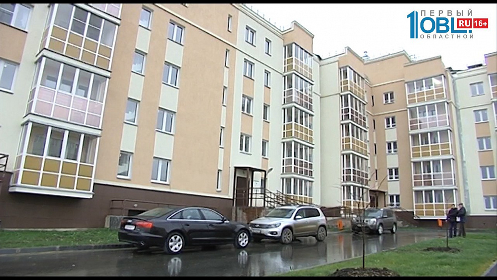 Минздрав поддержал запрет на курение у подъездов