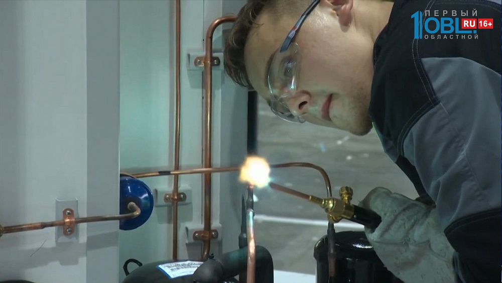 Росатом пригласил на работу сварщика из Челябинска