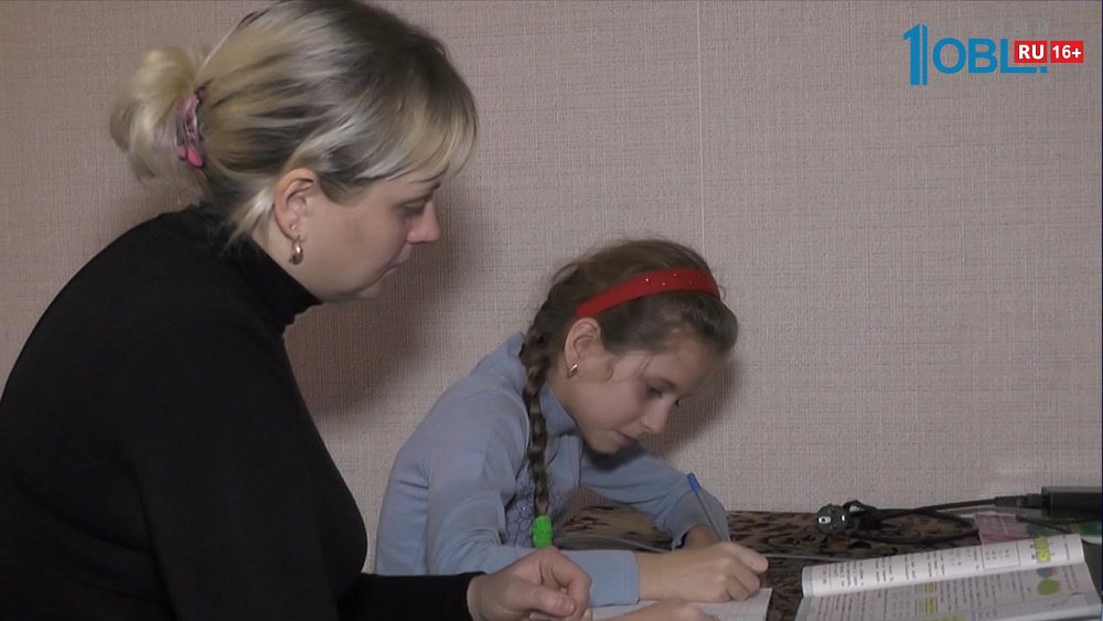 Виолетте Ахмедовой нужны 40 тысяч на слуховой аппарат 