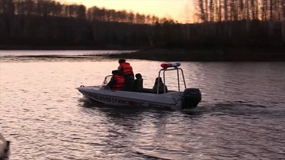 Утонувшие в озере южноуральцы поминали своих друзей