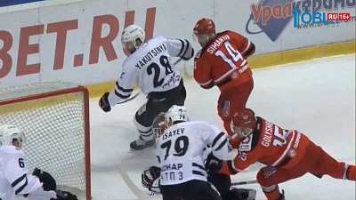 "Трактор" начал выездную серию в Екатеринбурге 