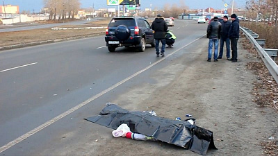  Пешеход скончался под колесами кроссовера