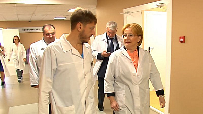 Министр здравоохранения России посетила челябинский перинатальный центр