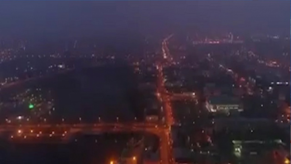 Экологи выяснили, откуда в городе туман и запах гари