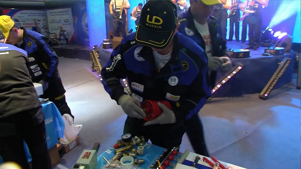 В Челябинске выбрали лучшего сантехника России