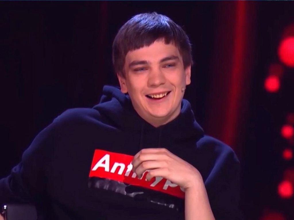 Слава кпсс 2014. Слава кпсс. Слава гнойный. Гнойный ведущий. Гнойный ведущий.