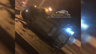 Скрывающийся от ДПС нарушитель врезался в столб