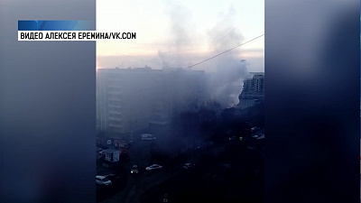 Из горящего здания эвакуировали около 60 человек