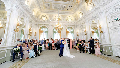 Челябинские ЗАГСы будут заключать браки в канун Рождества 