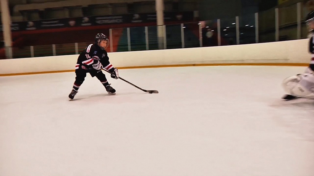 Семья Глинкиных: любовь к хоккею от дедушки к внуку