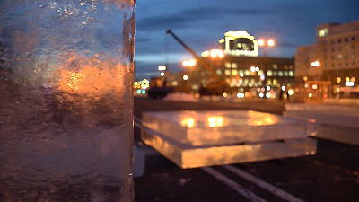 Онлайн-экскурсия по ледовому городку на площади Революции