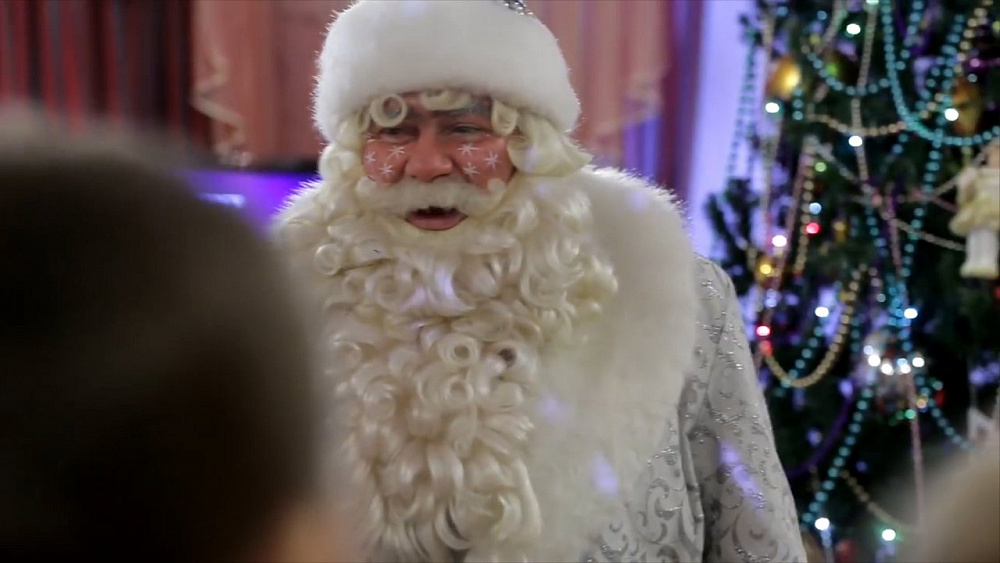  В российских детсадах запрещают Деда Мороза