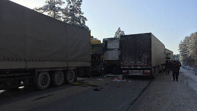 Семь фур столкнулись на трассе под Юрюзанью из-за отказа тормозов