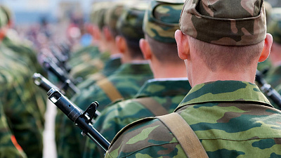 Депутаты предложили сохранять рабочие места за южноуральцами на период службы в армии