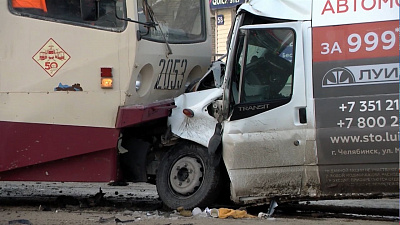 Частного перевозчика могут закрыть после ДТП с трамваем