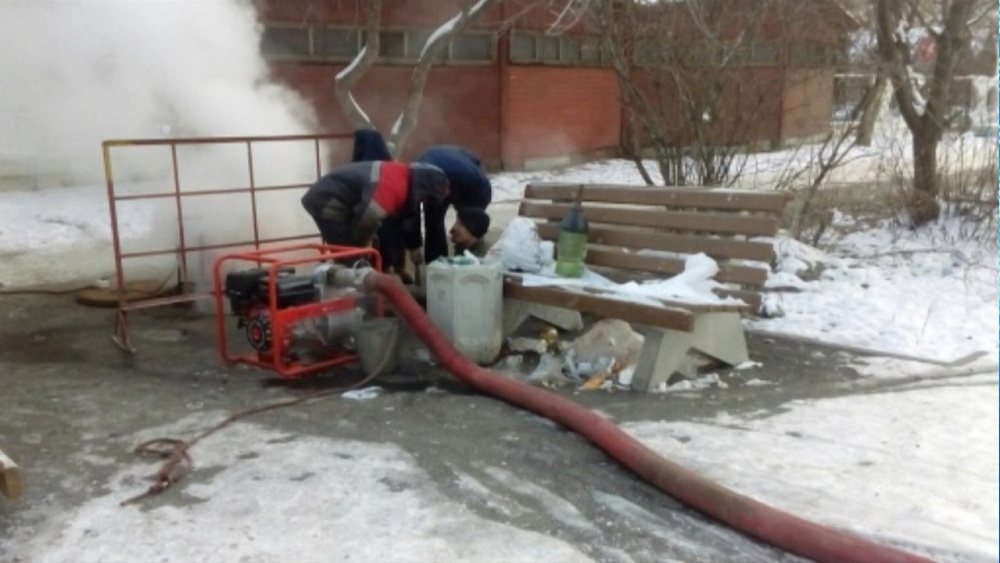 Более тысячи озерчан остались без тепла