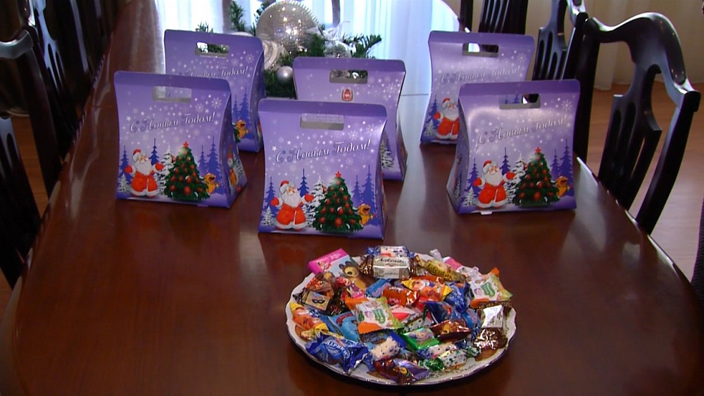 Стартовала акция "Подарим Новый год детям"