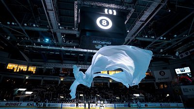 Новый медиакуб презентовали болельщикам на арене «Трактор» 