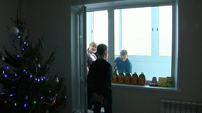 Сирот в области стало меньше