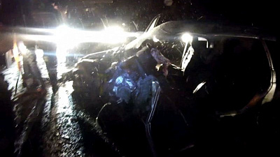 Водитель ВАЗа получил открытый перелом в лобовом ДТП с автобусом