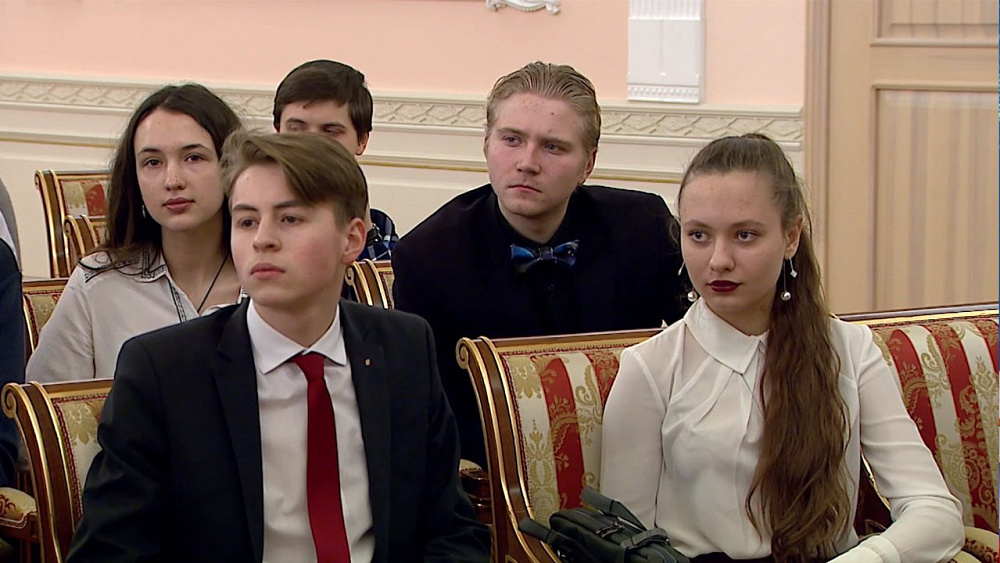 Губернаторский грант получили 78 студентов 