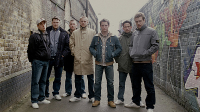 Подростки на северо-западе Челябинска шантажируют и грабят сверстников