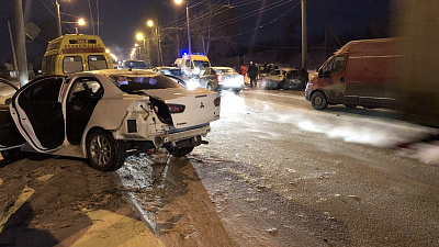 4 человека разбились в лобовом ДТП на Бродокалмакском тракте