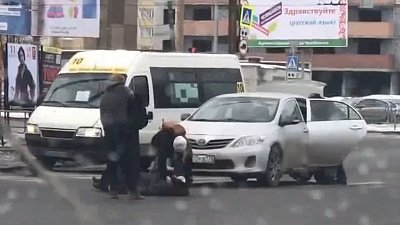 Водитель легковушки сбил пенсионерку на пешеходном переходе 