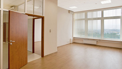 В «Академ риверсайд» активизировались дольщики-владельцы коммерческих помещений