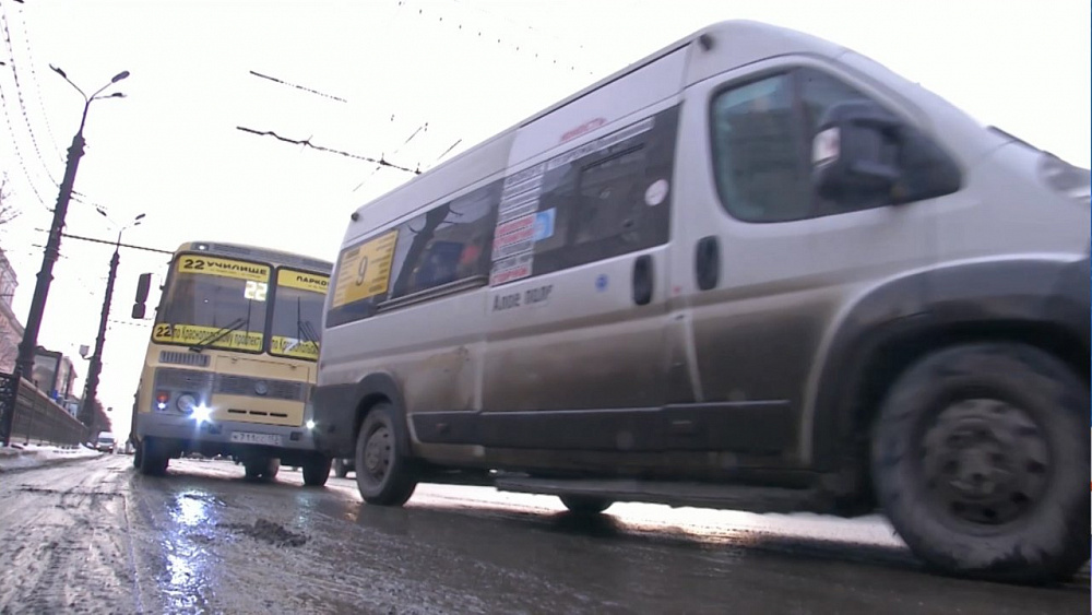 Водители маршруток не соблюдают новые правила остановки