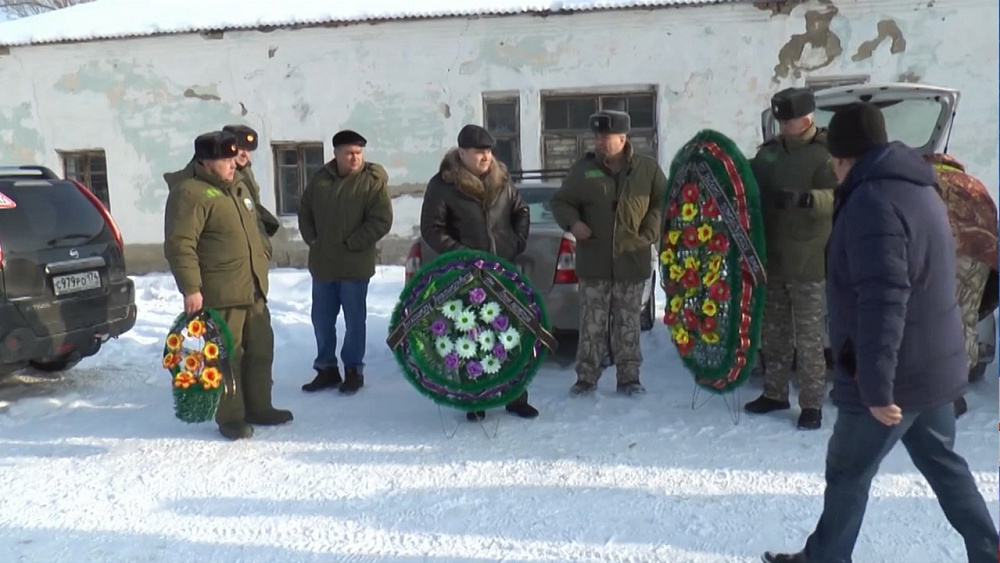 Инспектора охотнадзора похоронили в Карталах