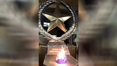 Пятиметровый монумент создает кузнец-доброволец из Челябинска 