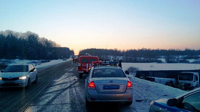 В Усть-Катаве объявлен двухдневный траур по  жертвам аварии