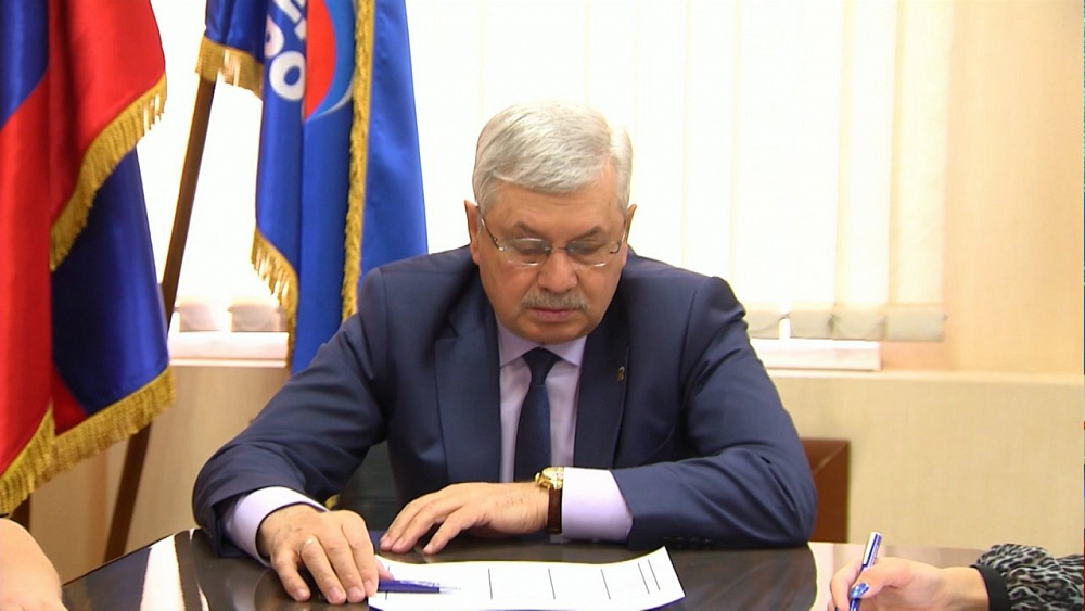 Владимир Мякуш проводит личный приём граждан