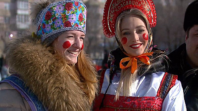 Жители Советского района простились с зимой 