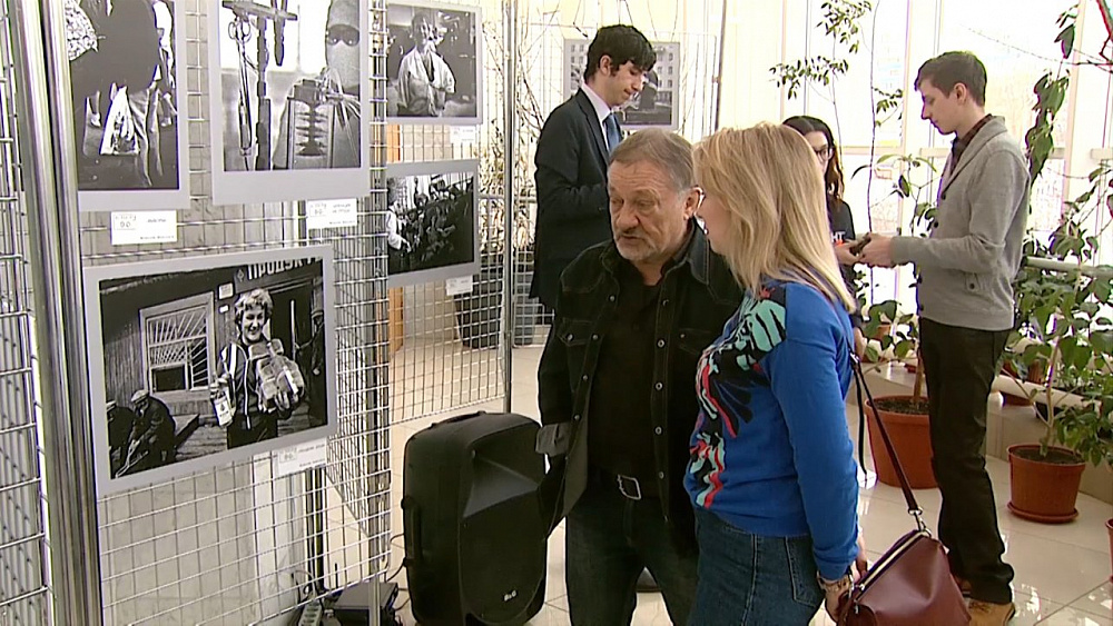 Эпоха лосин, "Денди" и аудиокассет