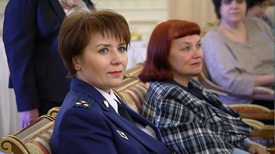 Прием в честь 8 марта дал губернатор