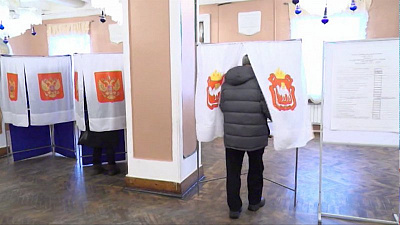 Рабочие градообразующих предприятий голосуют семьями