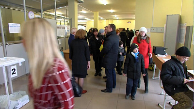 Около 1,5 тысяч наблюдателей работают на участках